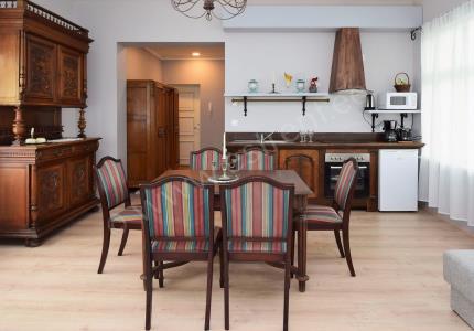 1 bedroom apartment 2- Roosi